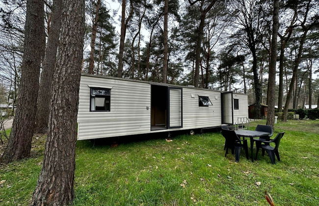 Residence With a Spacious Garden Located in a Child-friendly Park - Foto 1