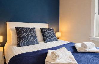 Register House Family or Contractor 4bed with Garden Driveway - Foto 3