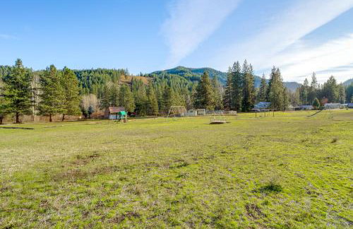 Cozy Waterfront Home with Mtn View Near Leavenworth - Foto 33