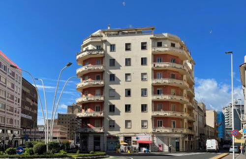 Honeymoon in the heart of Cagliari - Photo 24