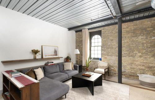 Brewery District Luxe 2BR Near Fiserv with Parking - Foto 3