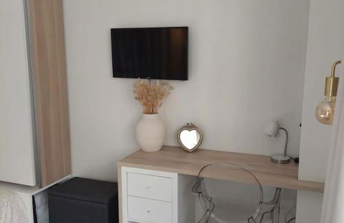 Perfect Studio down the Sacré Coeur - Foto 14