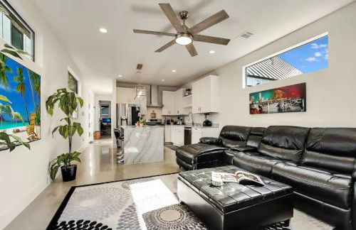 3BR 3BA Heart of SoCo, Private Deck Steps to Shops by Austin Vacay - Foto 6