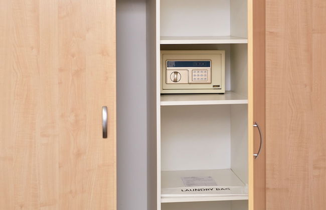 First Group Hastings Hall - Photo 18