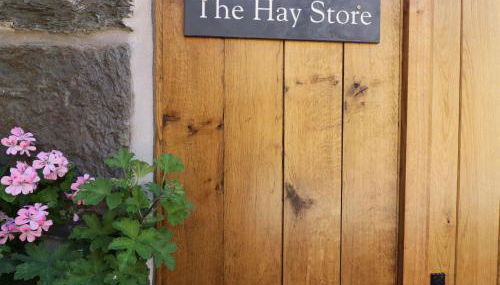 Hay Store - Photo 3