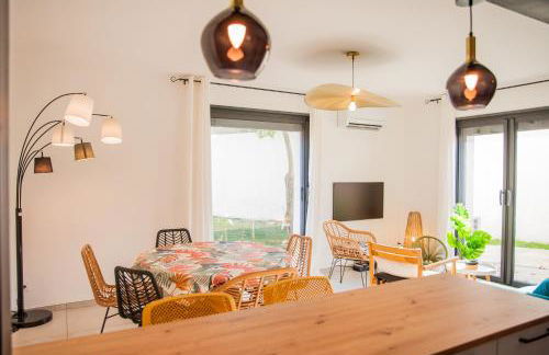 Maison Nomade piscine privée, parking et clim - Foto 13