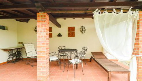 TUSCAN HOUSE WITH GARDEN - with Wi-Fi, Free Parking - Foto 2, Garden