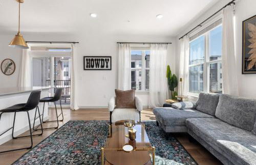 Bright Spacious 2BR 2BA Open Layout - Foto 2