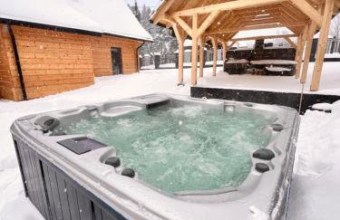 Dzika Dziura z jacuzzi - Foto 1