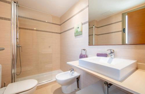 Astur - Moderno Chalet Con Piscina - Foto 18
