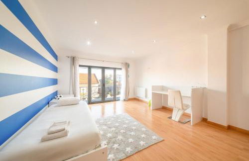 GuestReady - Charming family retreat with pool - Photo 20