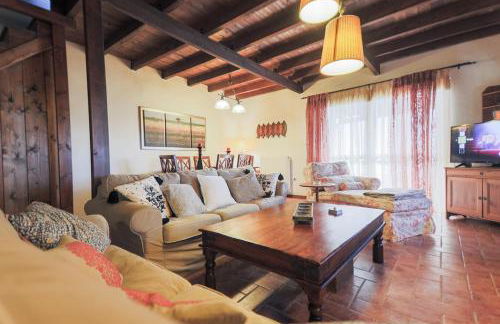 Mountain Stonehouse - By Alseides - Foto 21