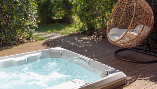 Domaine le Vaxergues - Photo 2, Garden, Garden view