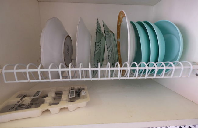 Homey and Relaxing 2BR Green Pramuka Apartment - Foto 21