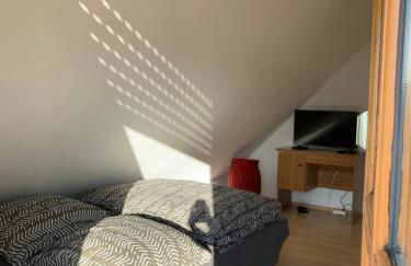 Sonnige Dachwohnung - Foto 4