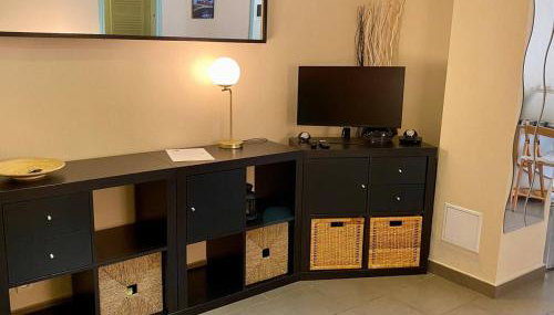 Paris Montmartre, Mairie du 18e - Foto 3