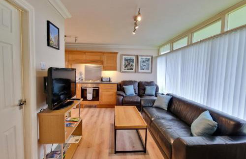 28 Broadside Holiday Chalet near Broads & Beaches - Photo 1