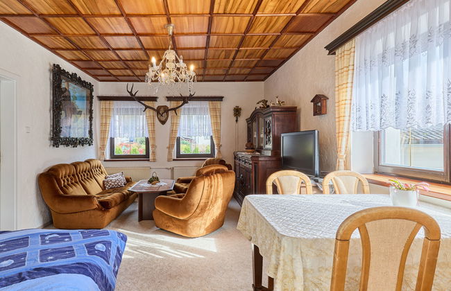 2 bedroom Apartment in Vrchlabí with private pool and garden - Photo 7