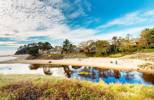 Cozy Coastal Condo Steps from the Beach with Deck Views - Foto 30