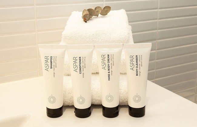 Short Lane Apartments by Urban Rest - Photo 14