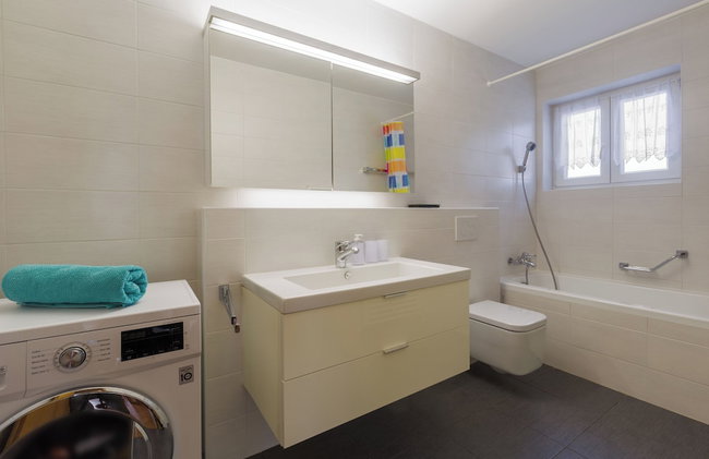 Elegant two-bedroom apartment with terrace in Rovinj - Photo 59