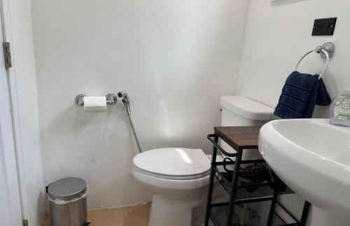 Modern Studio with Private Patio - Foto 10