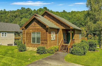 Cozy Cabin Right on the New River in Todd - Easy River Access - Fire Pit - Photo 24