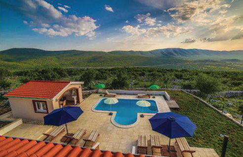 Awesome Home In Radosic - Foto 1