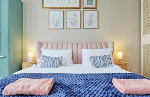 Spacious 4-Bedroom Home Near Station Seafront - Pass the Keys - Foto 46