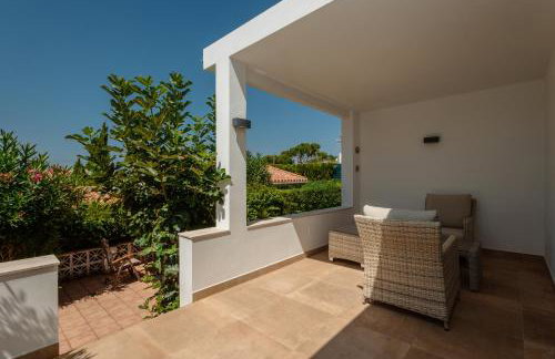 Holiday home with large sunny terrace, Costabella - Foto 32