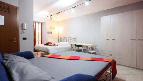 Casa vacanze Re Cit Diano d'Alba - Foto 3, wardrobe