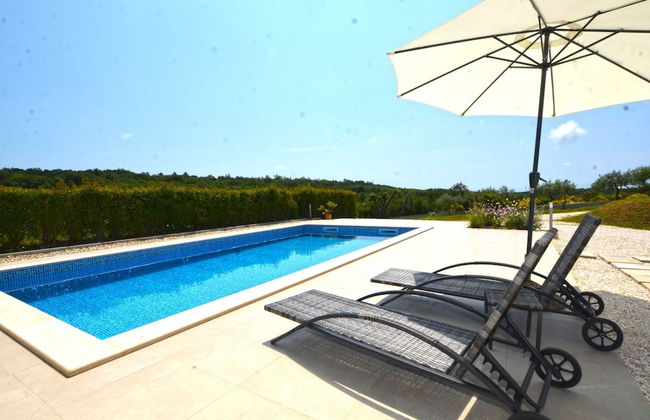 Picturesque Paradise Holiday Home With Pool - Foto 22