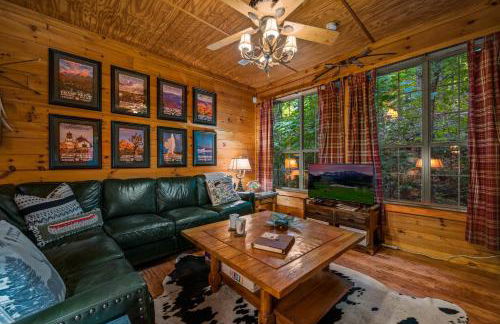 Dreamy Cabin & Outdoor Oasis! Mins to Nat'l Park! - Foto 10