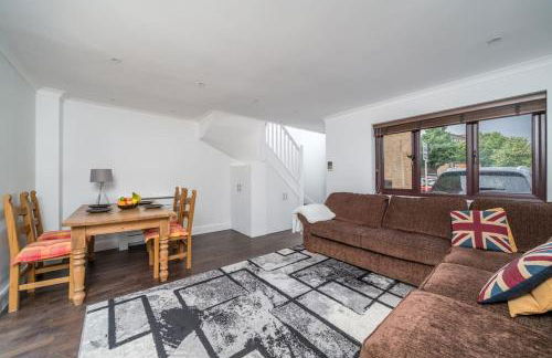 Gorgeous House, 5 Beds, Amazing transport links - Foto 18