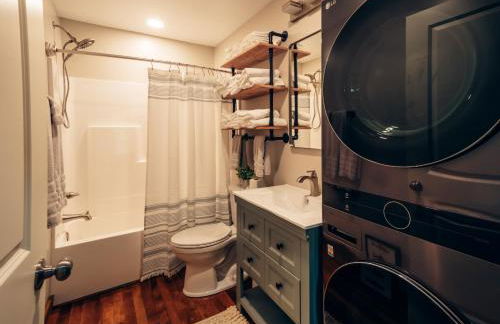 Corton Lodge on the Elk River - Riverview Suite - Foto 12