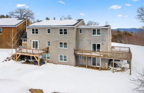 Big Sky Retreat with Overflow Unit Atop Sunapee - Foto 4