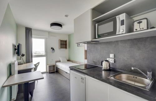 All Suites Appart Hôtel | Palaiseau - Massy TGV - Foto 130