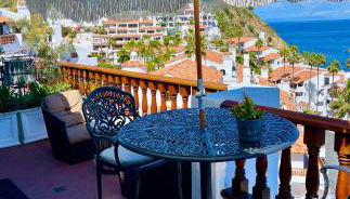 Hillside villa w ocean views, pool & hot tub - Foto 2