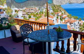 Hillside villa w ocean views, pool & hot tub - Foto 2