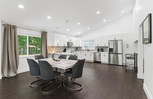 Luxury pool home near the beach! - Foto 25