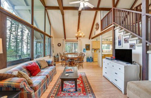 Hillside Hideaway Warm and Cozy Terrace Lakes Cabin - Foto 4