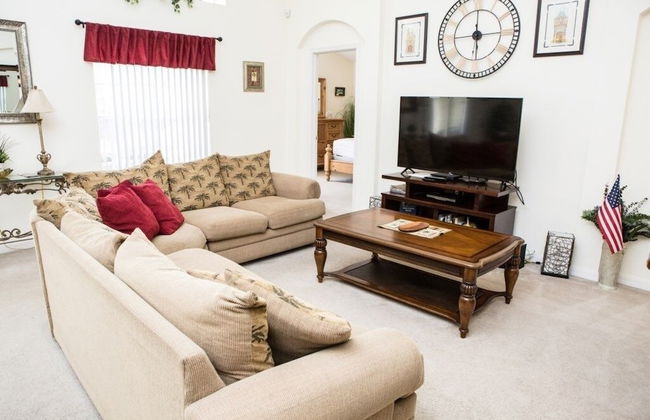 Cozy 4 Bed Pool Home With Game Room 4 Bedroom Home by RedAwning - Foto 14