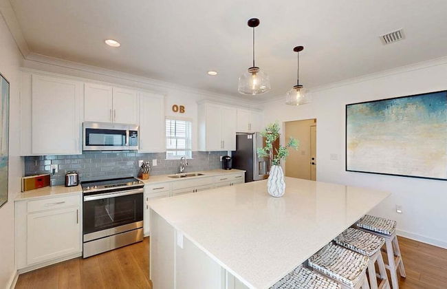 New Home 3br/2.5br w/ Kayak Access Sleeps 9 - Foto 17