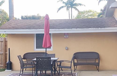 Family, Couples Retreat near Airport, Cruise Port & Beaches - Foto 21