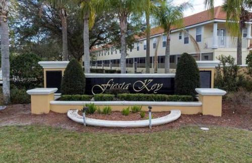 Luxurious Farm Style House - Foto 9