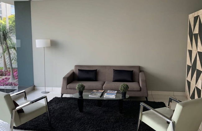 w Picturesque 2BR at Malecon - Photo 33