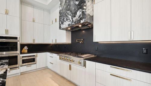 La Villa Nadia - Lakefront Luxury Vacation Rental in Destiny with Private Pool - Foto 5