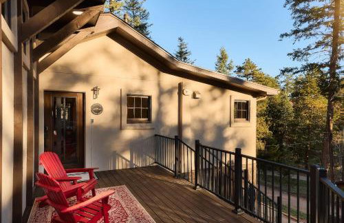 Mountain Cabin with Hot Tub, Scenic Views, Fire Pit, by Forest & Peak Retreats - Foto 38