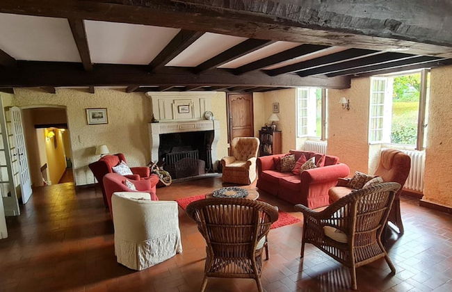 Beautiful Holiday Home With Private Pool - Foto 24