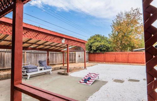 Arden Family Home BBQ Big Kitchen Backyard Pet W/D - Photo 36